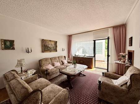 Wohnzimmer Wohnzimmer - Einfamilienhaus in 66802 Überherrn mit 160m² kaufen