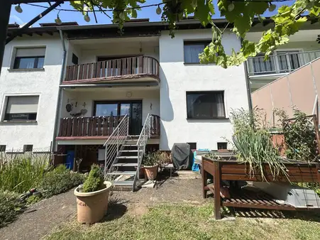 Gepflegtes Zweifamilienhaus in Dillingen