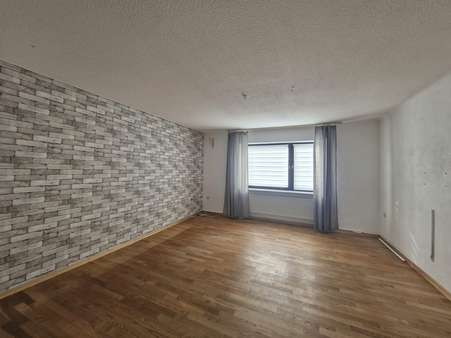 Zimmer Zimmer - Einfamilienhaus in 66839 Schmelz mit 190m² kaufen