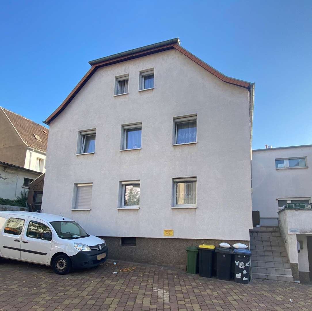 Vorderansicht - Zweifamilienhaus in 66333 Völklingen mit 195m² als Kapitalanlage kaufen