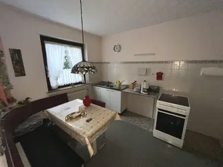 Schmuckes Einfamilienhaus in stadtnaher Wohnlage mit guter Anbindung