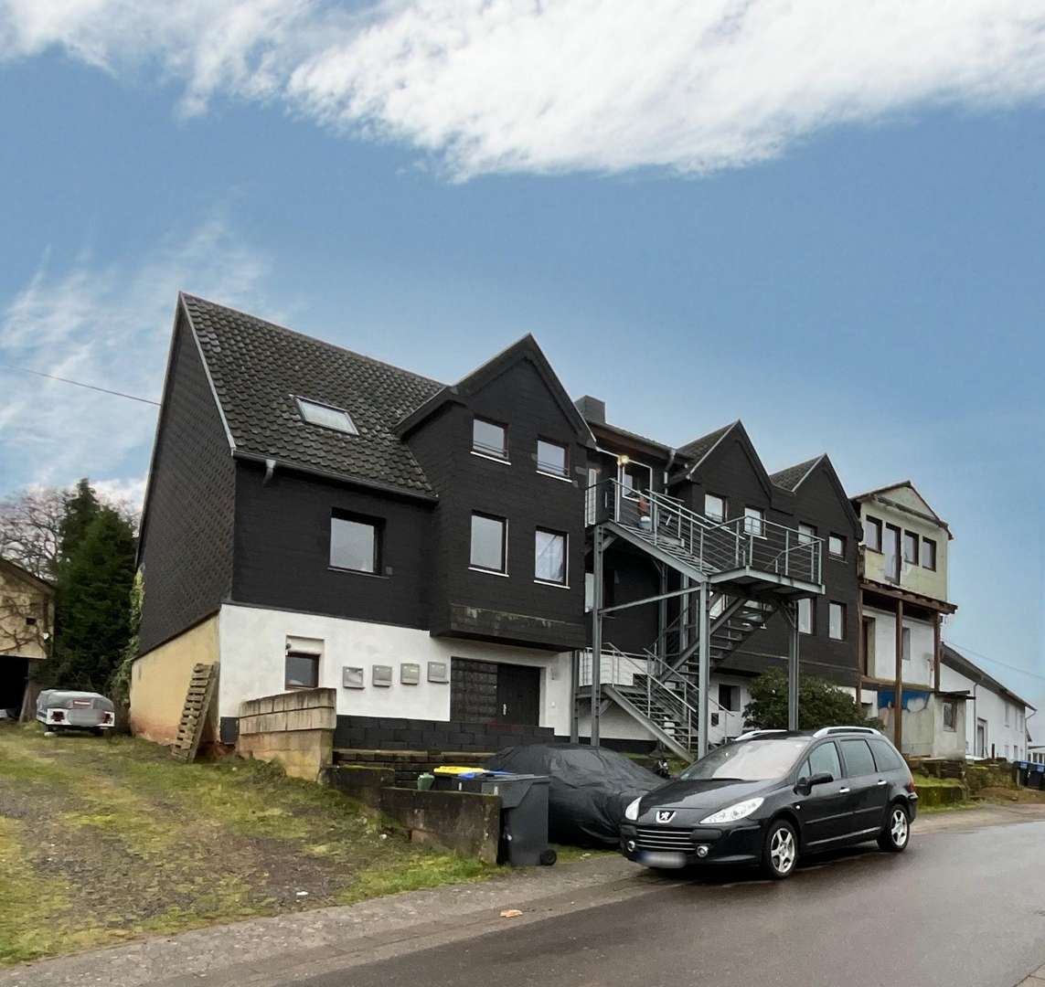 Außenansicht - Zwangsversteigerung Zweifamilienhaus in 66822 Lebach mit 204m² kaufen