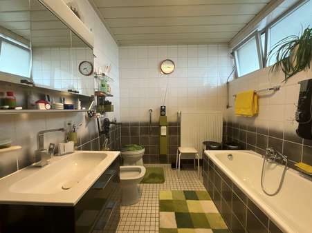 Badezimmer Badezimmer - Einfamilienhaus in 66822 Lebach mit 120m² kaufen