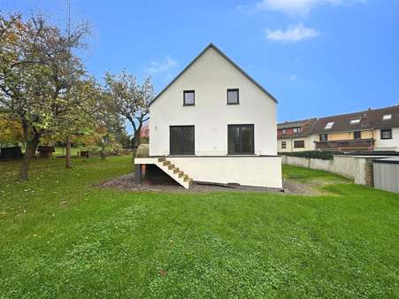 Außenansicht - Einfamilienhaus in 66346 Püttlingen mit 149m² kaufen