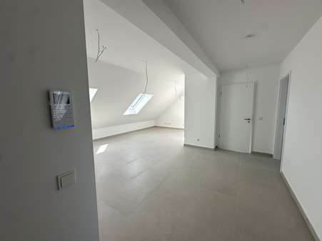 Wohn-Esszimmer Wohn-Esszimmer - Dachgeschosswohnung in 66798 Wallerfangen mit 65m² kaufen