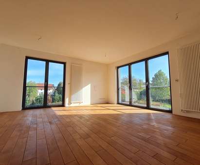 Zimmer - Einfamilienhaus in 66740 Saarlouis mit 365m² günstig kaufen