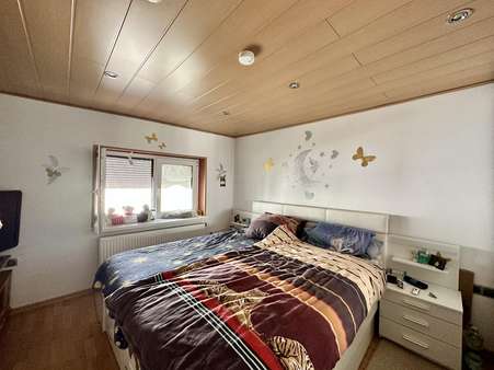 Schlafzimmer - Reihenmittelhaus in 66798 Wallerfangen mit 67m² kaufen