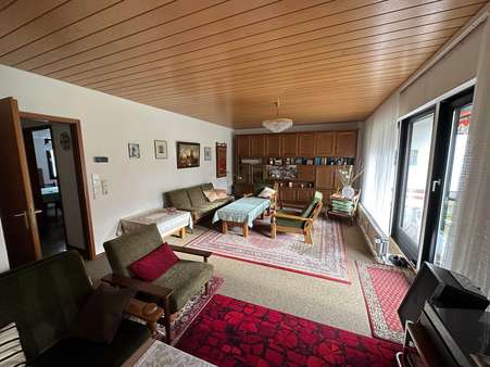 Wohnzimmer - Einfamilienhaus in 66763 Dillingen mit 188m² kaufen