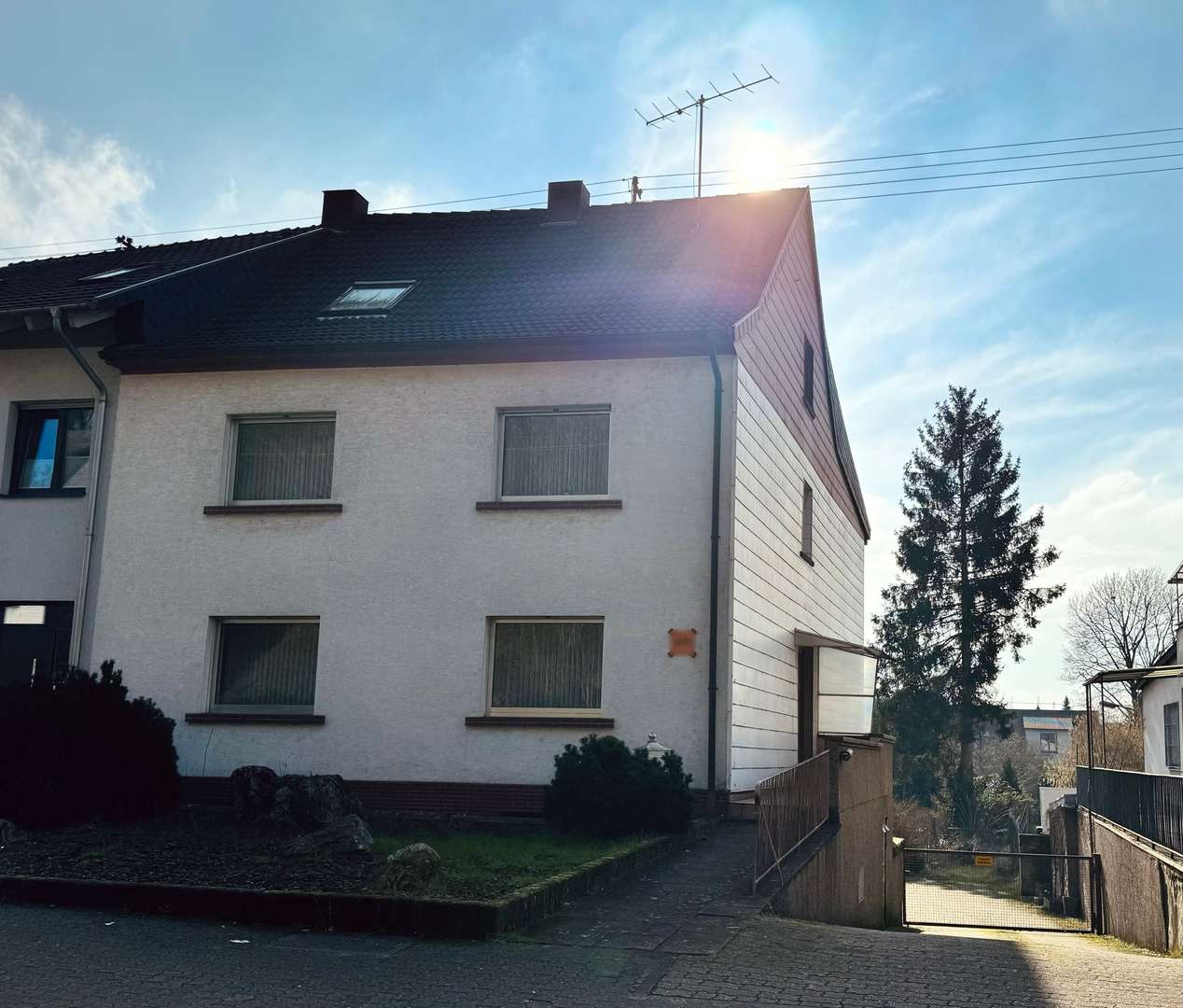 Außenansicht - Zweifamilienhaus in 66809 Nalbach mit 190m² kaufen