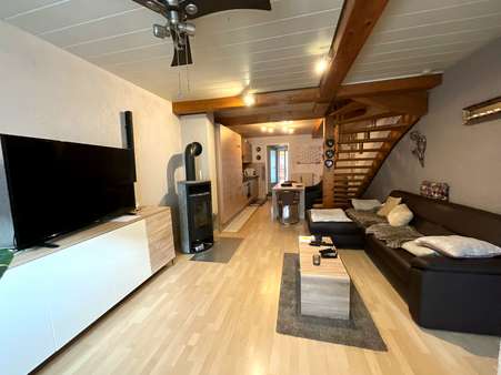 Wohnzimmer - Reihenmittelhaus in 66740 Saarlouis mit 95m² kaufen