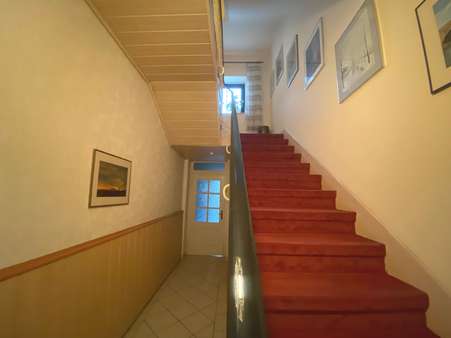 Treppenaufgang - Mehrfamilienhaus in 66780 Rehlingen-Siersburg mit 251m² kaufen