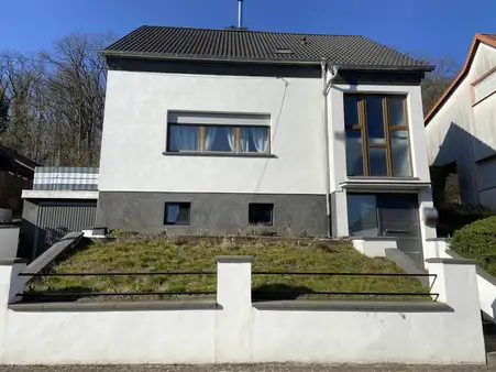 Freistehendes waldnahes Zuhause in Dillingen 