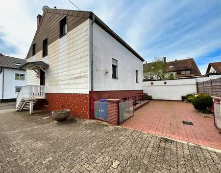 Rückansicht - Einfamilienhaus in 66740 Saarlouis mit 130m² kaufen