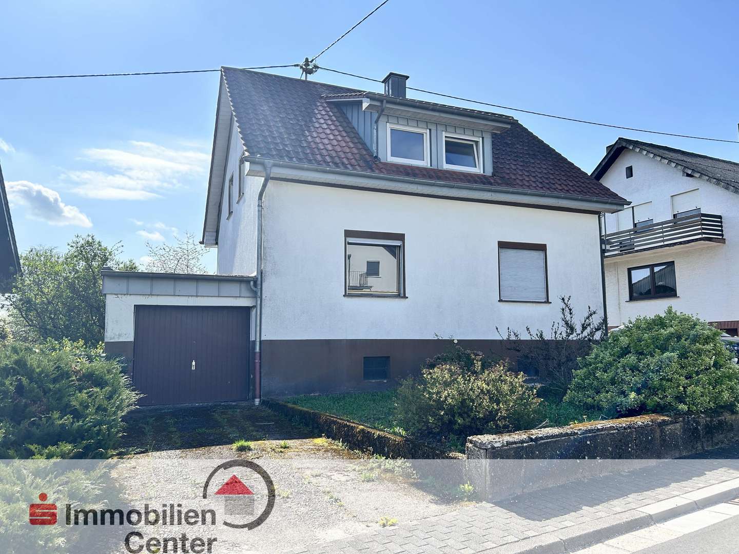 Front - Einfamilienhaus in 66687 Wadern mit 140m² kaufen