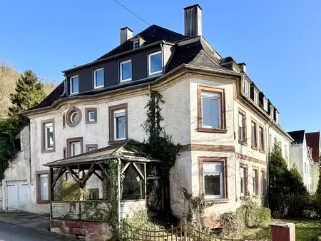 Sanierungsobjekt mit potentiellem Bauplatz in Merzig