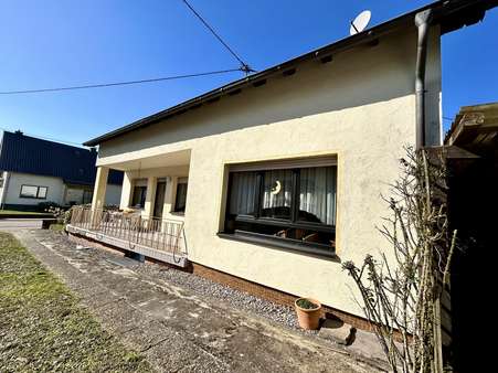 null - Zweifamilienhaus in 66687 Wadern mit 158m² kaufen