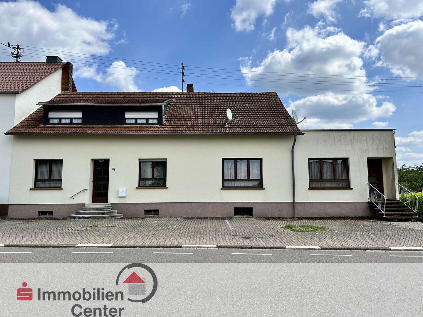 Zweifamilienhaus in 66709 Weiskirchen mit 300m² kaufen