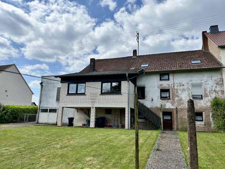 Rückansicht Rückansicht - Zweifamilienhaus in 66709 Weiskirchen mit 300m² kaufen