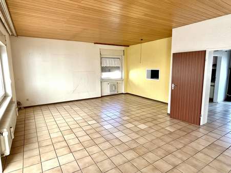 Wohnzimmer - Einfamilienhaus in 66701 Beckingen mit 100m² kaufen