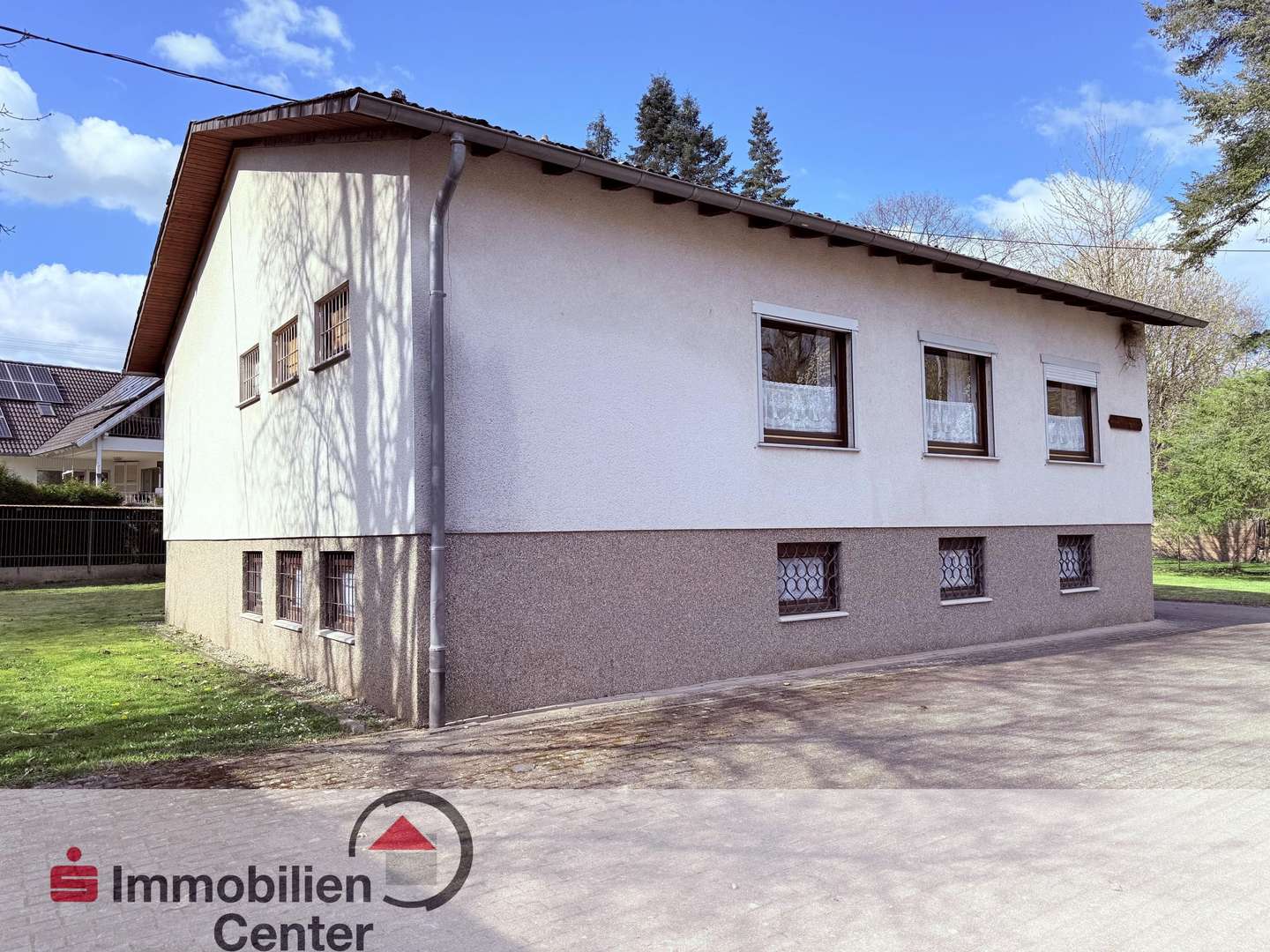 Straßenansicht Straßenansicht - Einfamilienhaus in 66693 Mettlach mit 103m² kaufen