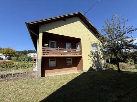 Seitenansicht Seitenansicht - Bungalow in 66679 Losheim mit 158m² kaufen