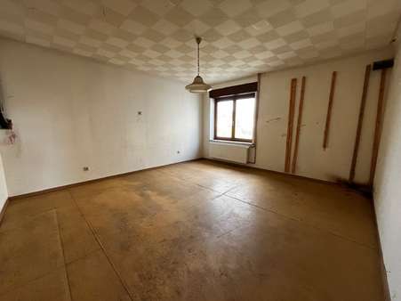 Zimmer OG 2 - Einfamilienhaus in 66706 Perl mit 215m² kaufen