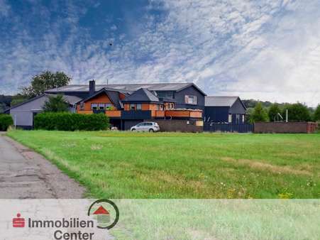 null - Mehrfamilienhaus in 66679 Losheim mit 152m² kaufen