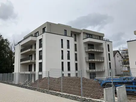 Erstbezug Penthouse-Wohnung mit Dachterrasse