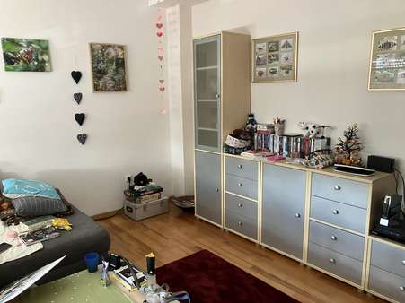 Wohnzimmer  - Doppelhaushälfte in 66450 Bexbach mit 120m² kaufen