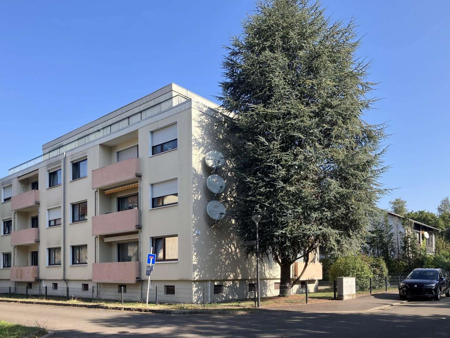 Straßenansicht - Etagenwohnung in 66424 Homburg mit 85m² kaufen