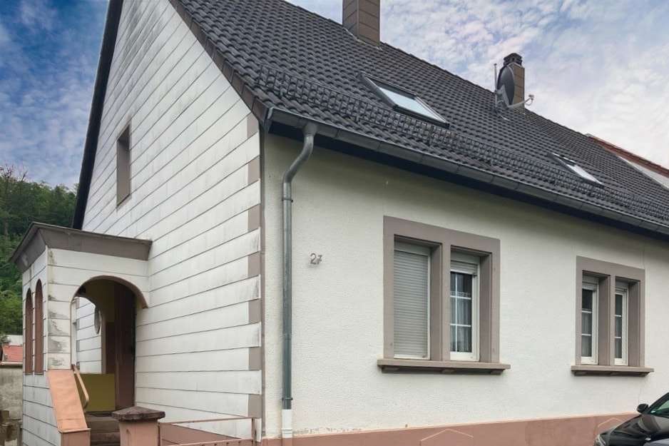 Straßenansicht - Einfamilienhaus in 66424 Homburg mit 165m² kaufen