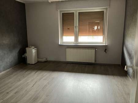 Zimmer im EG - Einfamilienhaus in 66450 Bexbach mit 120m² kaufen