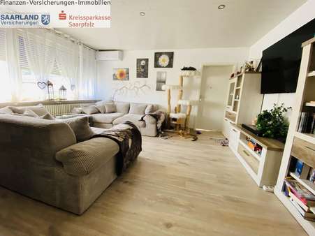 Wohnzimmer OG - Mehrfamilienhaus in 66440 Blieskastel mit 286m² kaufen