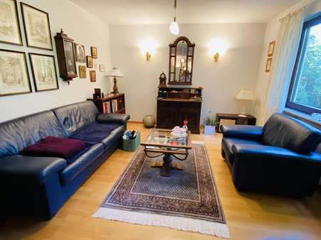 Wohnzimmer - Erdgeschosswohnung in 66123 Saarbrücken mit 86m² kaufen