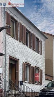 Straßenansicht Straßenansicht - Einfamilienhaus in 66450 Bexbach mit 120m² kaufen