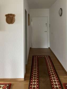 Eingangsbereich Flur Eingangsbereich Flur - Etagenwohnung in 66424 Homburg mit 103m² kaufen