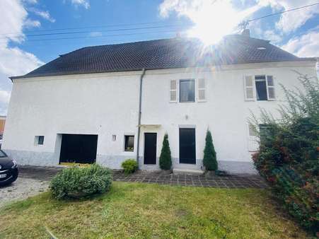 Rückansicht Gebäude Rückansicht Gebäude - Einfamilienhaus in 66453 Gersheim mit 180m² kaufen