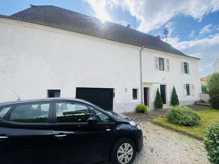 Zufahrt Zufahrt - Einfamilienhaus in 66453 Gersheim mit 180m² kaufen