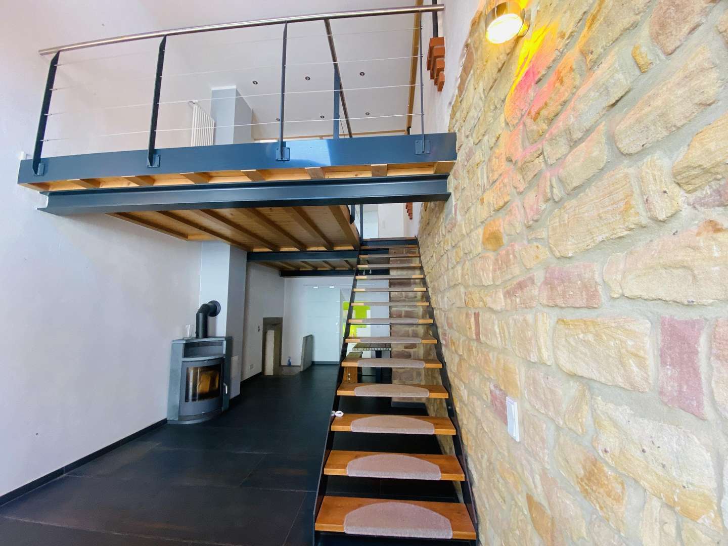 Treppenaufgang Treppenaufgang - Einfamilienhaus in 66386 St. Ingbert mit 230m² kaufen