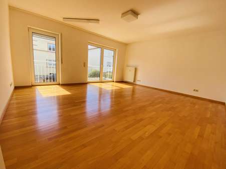 Helle Räume Helle Räume - Etagenwohnung in 66386 St. Ingbert mit 154m² kaufen