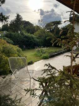 Terrasse und Garten Terrasse und Garten - Bungalow in 66424 Homburg mit 208m² kaufen