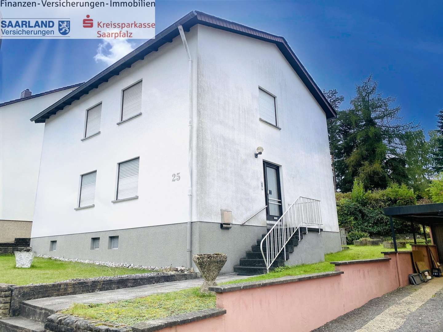 Straßenansicht - Einfamilienhaus in 66386 St. Ingbert mit 142m² kaufen