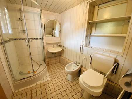 Duschbad EG Duschbad EG - Mehrfamilienhaus in 66386 St. Ingbert mit 200m² kaufen