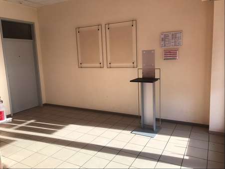 Eingangsbereich Foyer - Ladenlokal in 66424 Homburg mit 78m² kaufen