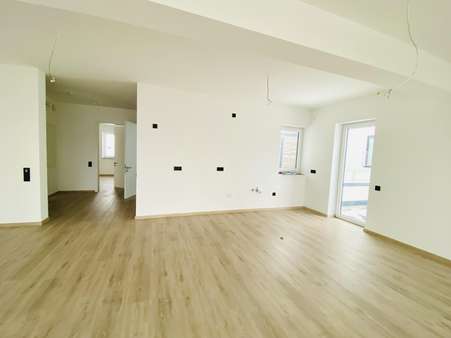 Helle Räume - Erdgeschosswohnung in 66386 St. Ingbert mit 121m² kaufen