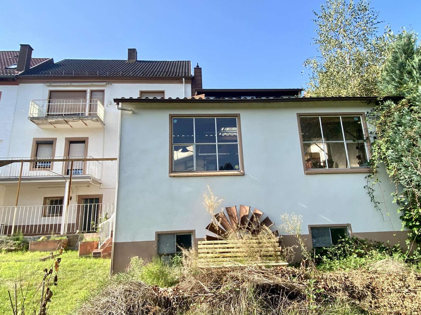 Rückansicht Wohnhaus/Anbau - Einfamilienhaus in 66440 Blieskastel mit 215m² kaufen