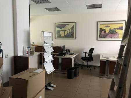 Bürobereich - Büro in 66424 Homburg mit 119m² mieten