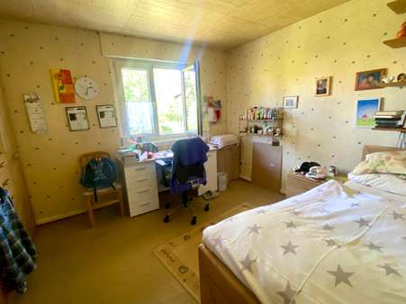 Elternschlafzimmer - Zweifamilienhaus in 66399 Mandelbachtal mit 125m² kaufen