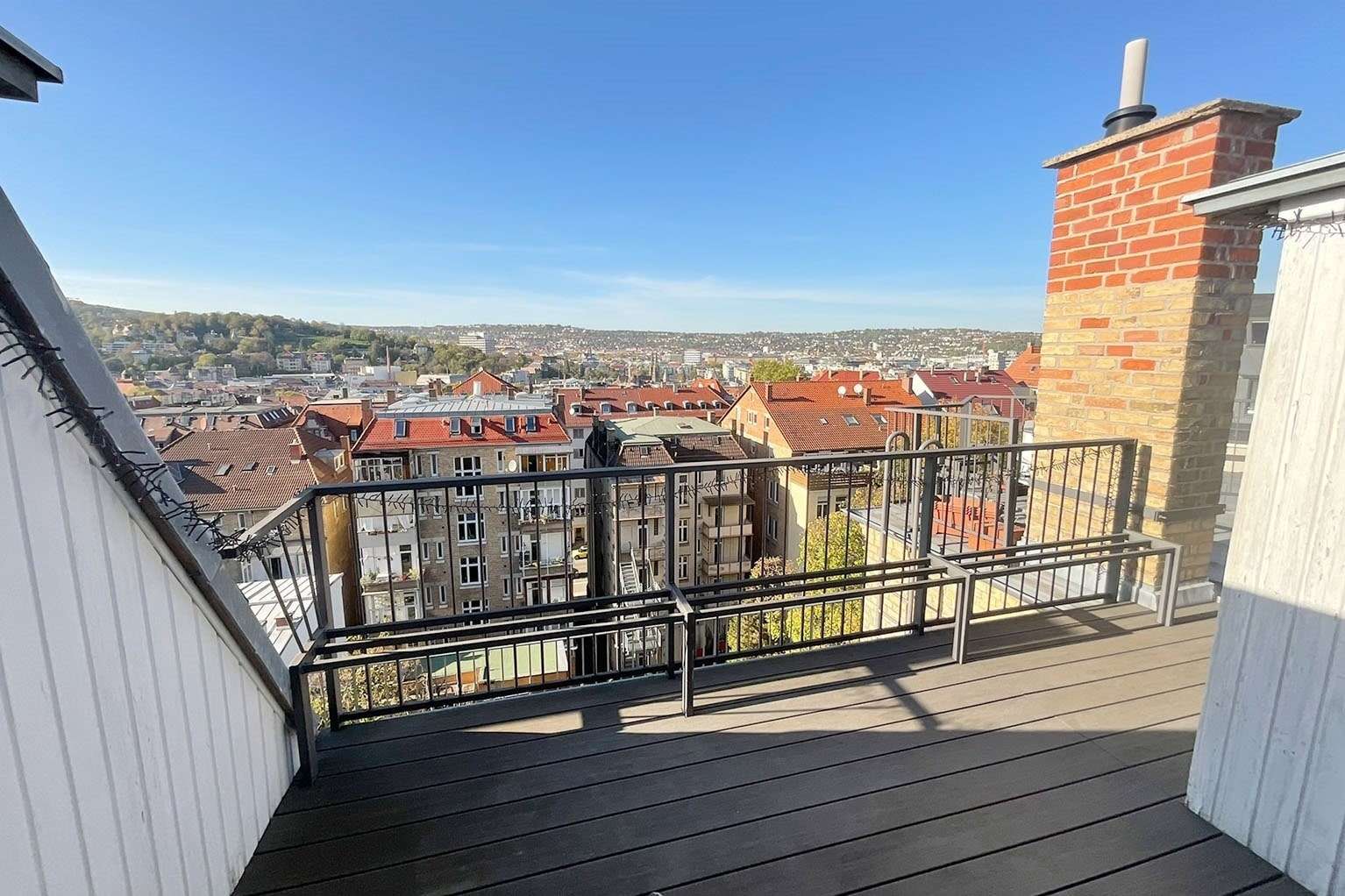 Balkon - Aussicht - Dachgeschosswohnung in 70180 Stuttgart mit 199m² kaufen