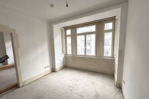 Zimmer - Etagenwohnung in 70193 Stuttgart mit 75m² kaufen